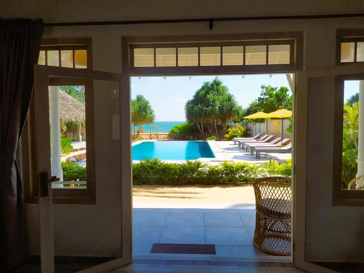 Sleeping Elephant Beach Resort Tangalle Dış mekan fotoğraf