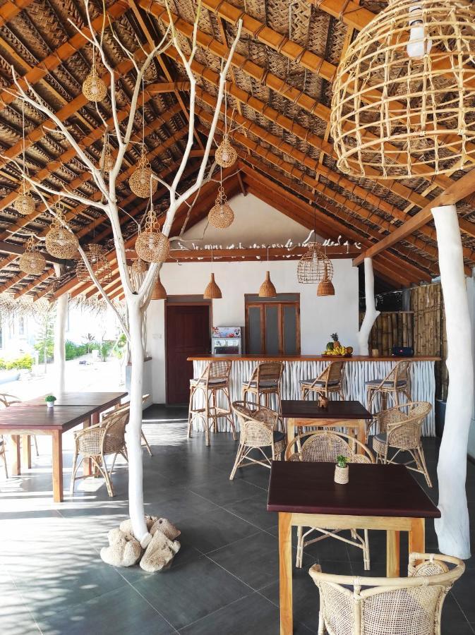 Sleeping Elephant Beach Resort Tangalle Dış mekan fotoğraf