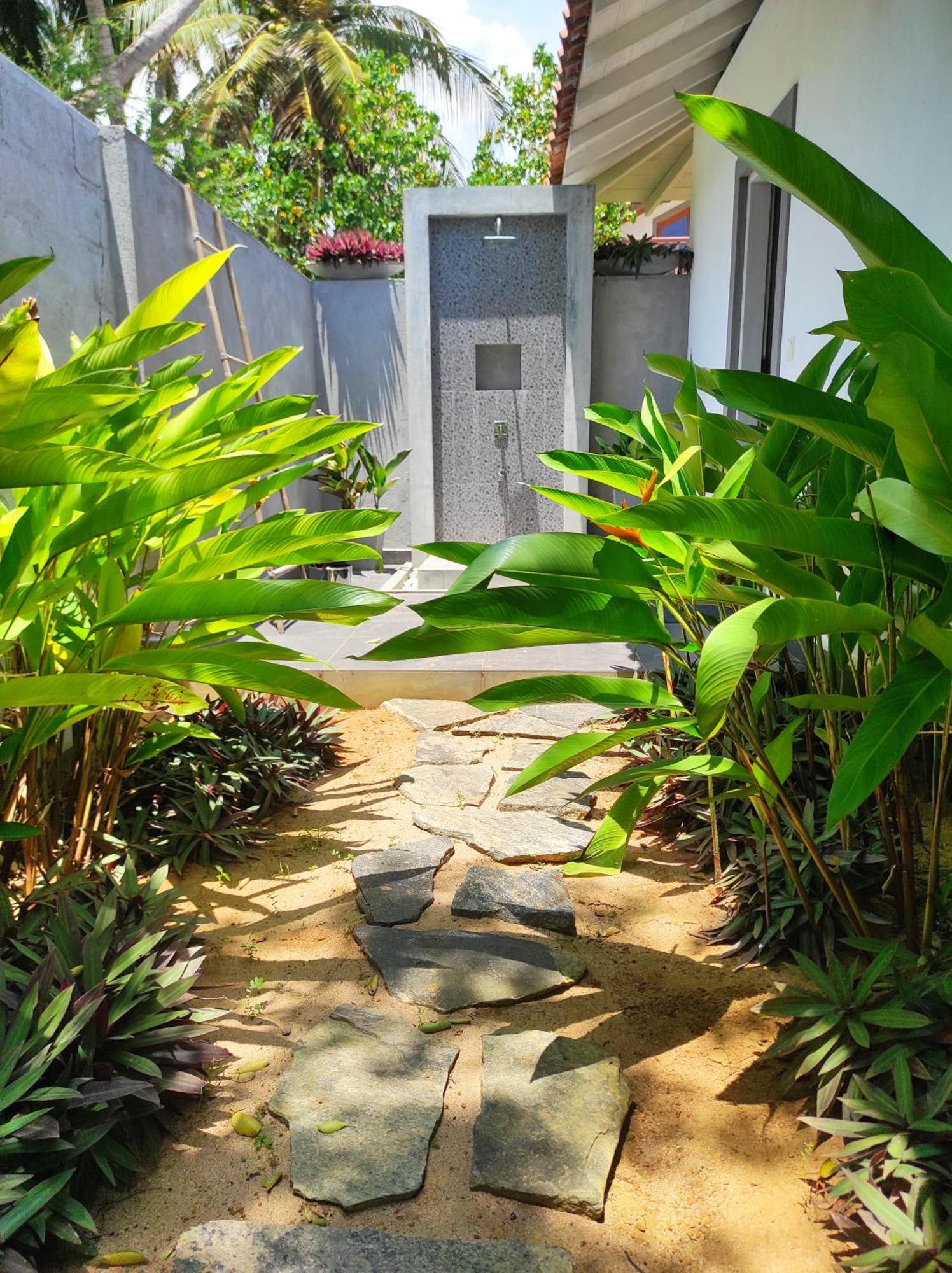 Sleeping Elephant Beach Resort Tangalle Dış mekan fotoğraf