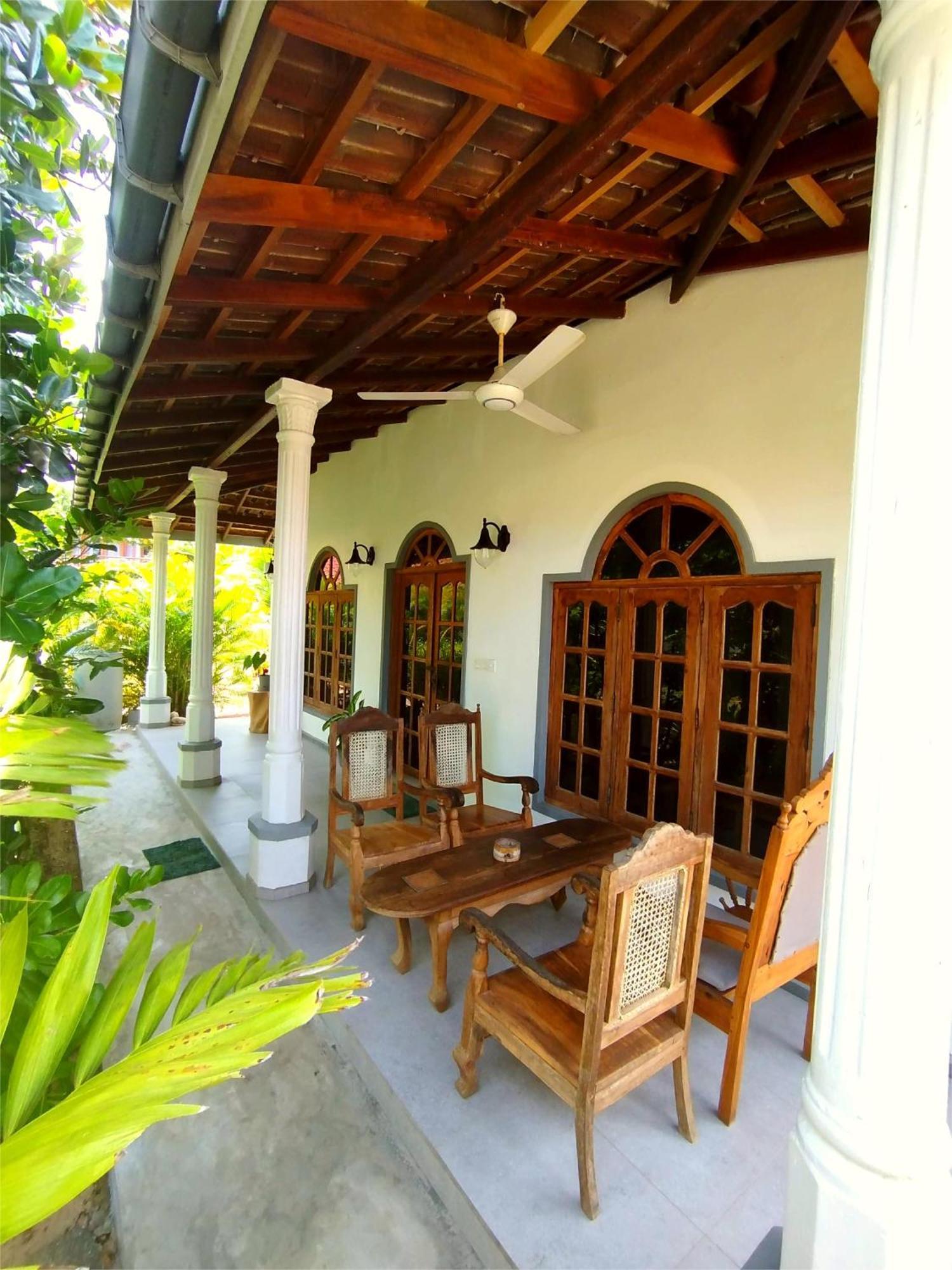 Sleeping Elephant Beach Resort Tangalle Oda fotoğraf