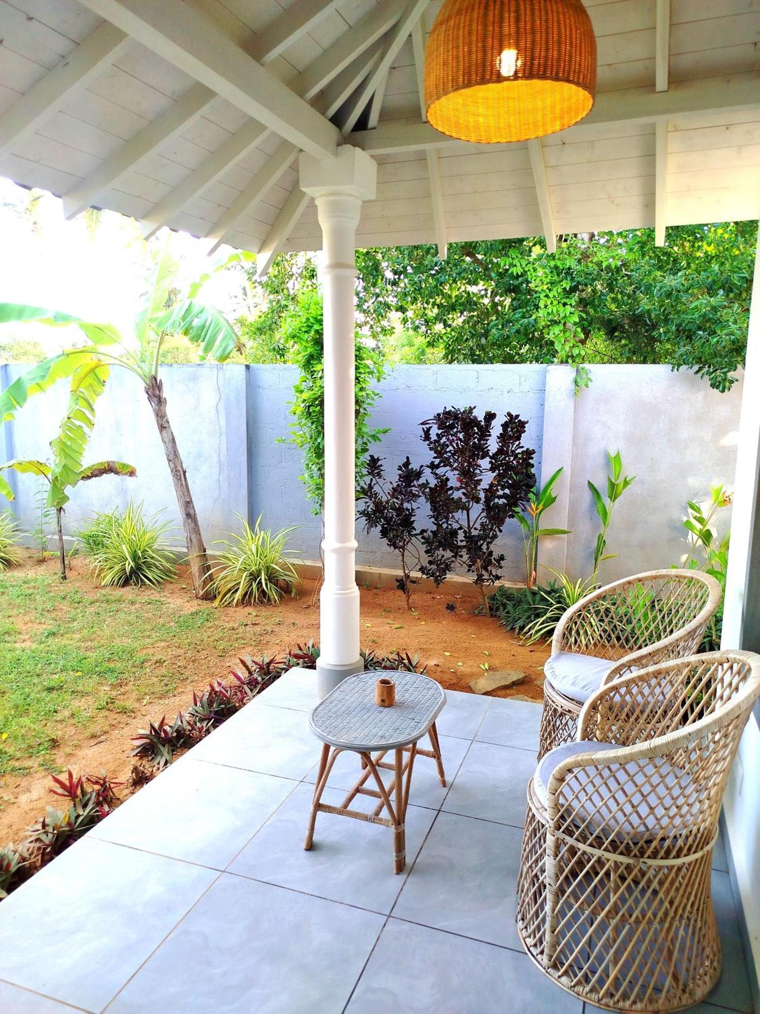 Sleeping Elephant Beach Resort Tangalle Oda fotoğraf