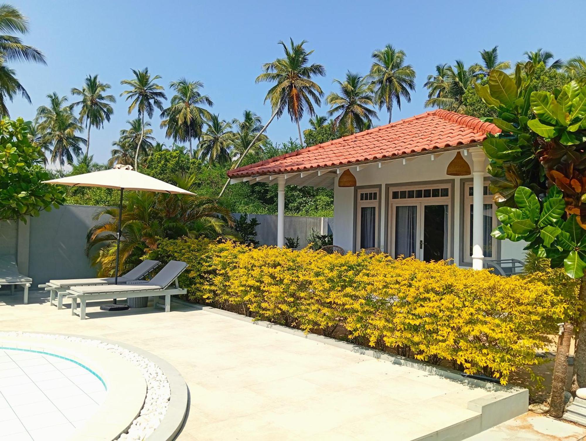 Sleeping Elephant Beach Resort Tangalle Dış mekan fotoğraf